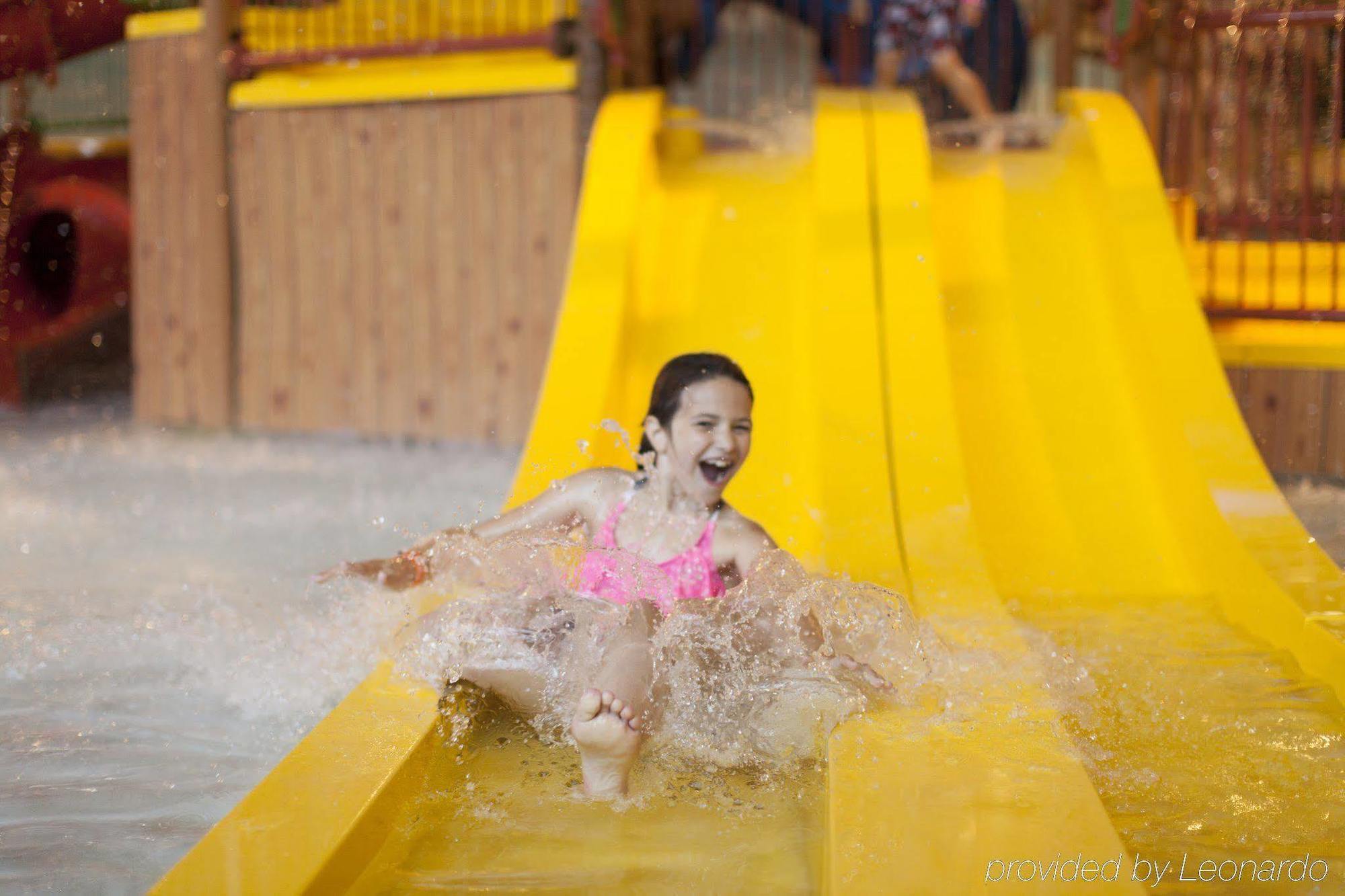 Great Wolf Lodge New England Leominster Exterior foto